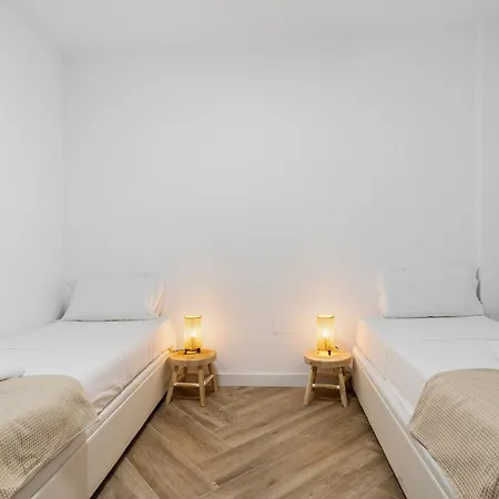 Casa Rija - Renovated 2br - Heart Of Pueblo *