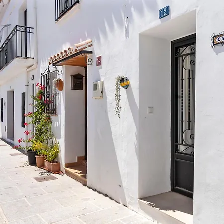 Casa Rija - Renovated 2br - Heart Of Pueblo * Mijas